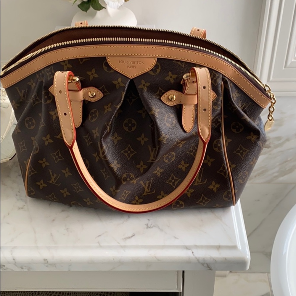 Brand new Louis Vuitton bag! With receipt!